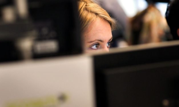 Börse: Dax mit Verlusten, Adidas Aktie im Minus