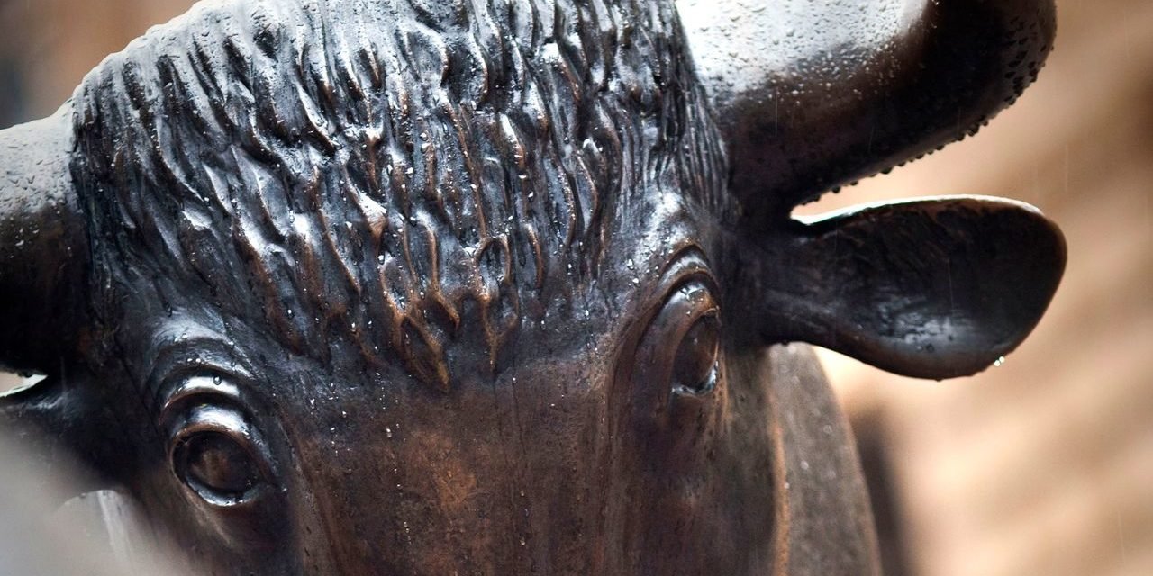 Börse: Dax auf Rekordhoch, Bitcoin mit Kursrutsch, Rivian Aktie mit Kursrallye