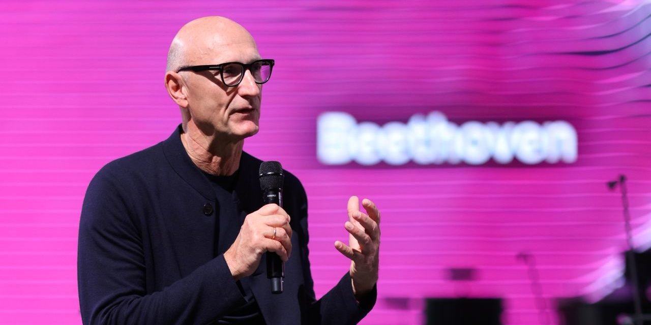 Deutsche Telekom: Erneut höhere Prognose und mehr Dividende dank T-Mobile US