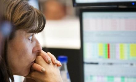 Börse: Dax startet am Montag nach Rally kaum verändert in die Woche