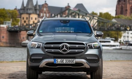 Schwere Fahrzeuge, mehr CO2 – wie Daimler und BMW Schlupflöcher nutzen