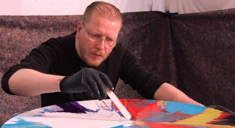Youtuber Tiktus color Art feiert NFT-Premiere auf Enefty