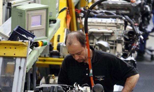 Mercedes-Benz Werk in Berlin: Daimler baut dort künftig Elektromotoren