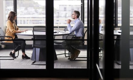 Schwierige Fragen in Bewerbungsgesprächen und wie man darauf antwortet