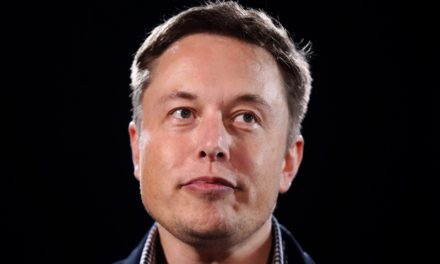 Elon Musk verkauft 1 Mrd. USD in Tesla-Aktien