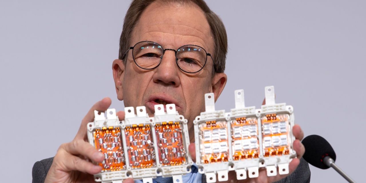 Chiphersteller Infineon findet Nachfolger für CEO Reinhard Ploss