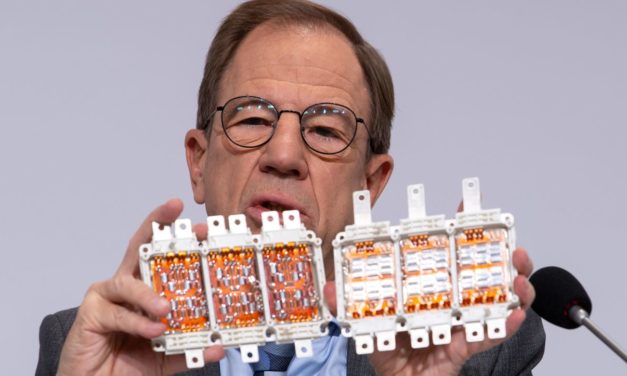Chiphersteller Infineon findet Nachfolger für CEO Reinhard Ploss