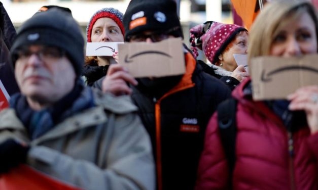 Proteste am Schnäppchen-Tag – Blockaden und Streiks bei Amazon