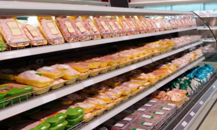 Hendl-Bauern kritisieren Handel für Billigangebote