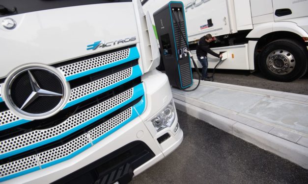 Elektro-LKW, Wasserstoff-Trucks: Ladesäulen-Mangel erschwert Nachhaltigkeits-Ziele der Hersteller