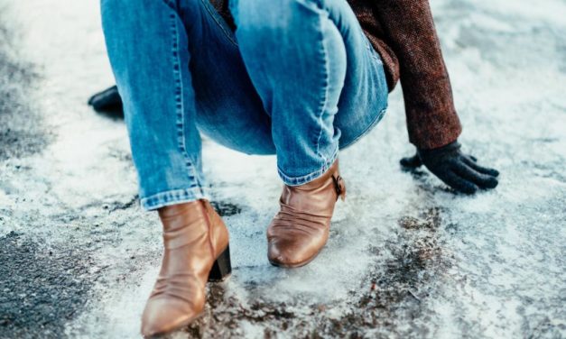 Schnee, Eis und Kälte: Worauf beim Winterdienst zu achten ist