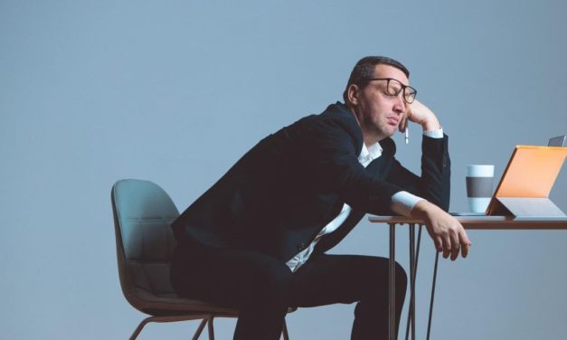 Langeweile im Job: Wenn man durch Boreout ausbrennt