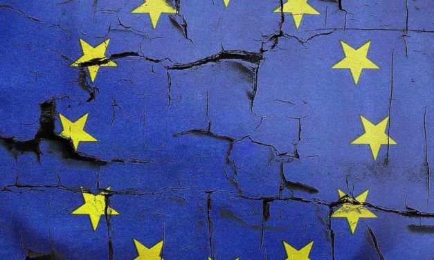 Warum wenden sich europäische Länder von demokratischen Werten ab?