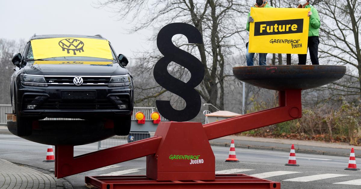 Greenpeace protestiert vor VW-Aufsichtsratssitzung gegen SUVs