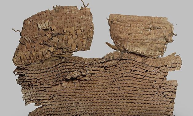 Wie kam eine 2.700 Jahre alte assyrische Rüstung in ein Grab in China?