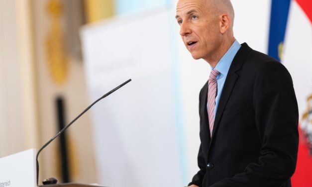 Kocher will Insolvenzentgeltfonds-Zahlungen der Arbeitgeber halbieren