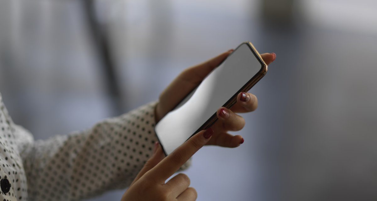 Datenschutz gegen Wettbewerb: Polnische Regulierer prüfen Apple