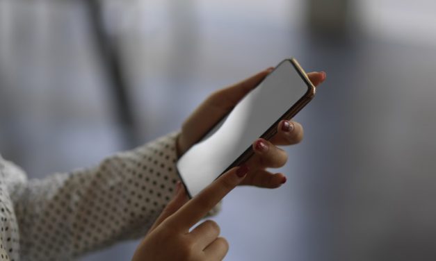 Datenschutz gegen Wettbewerb: Polnische Regulierer prüfen Apple