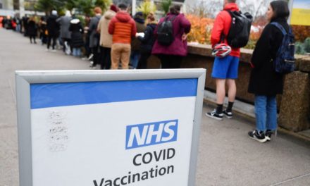 Wie sich die ersten Länder für die Omikron-Welle rüsten