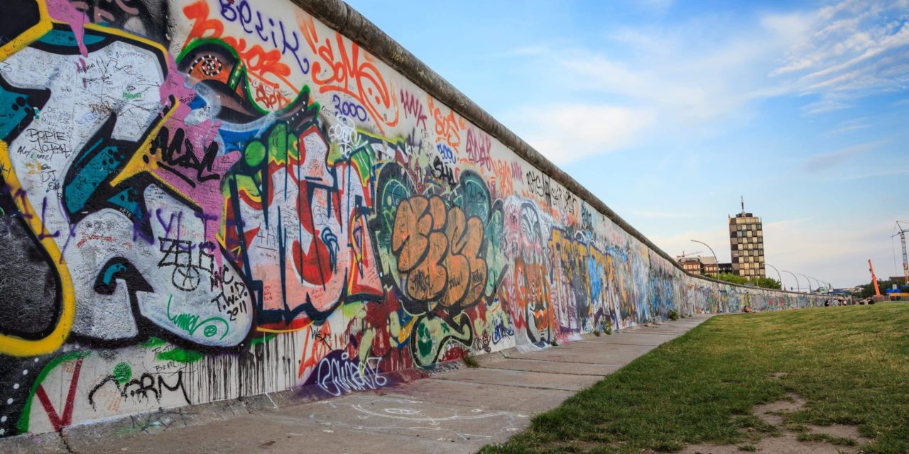 Berliner Mauer wird in The Sandbox errichtet – und wieder eingerissen