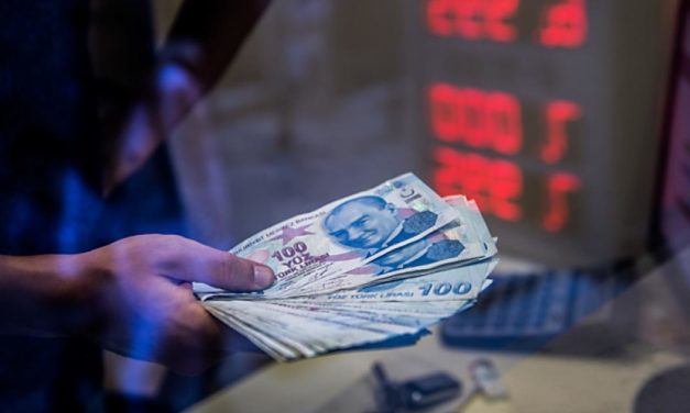 Türkische Lira fällt vor Zentralbankentscheid weiter