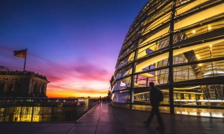 Mit digitalen Verwaltungsdiensten raus aus der allgemeinen Unzufriedenheit