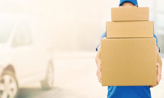 Zwei Minuten für ein Paket: Ein Zusteller packt aus