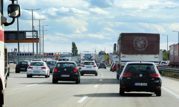 Nicht nur zu Weihnachten ein Problem: Österreichweit fehlen 8.000 Lkw-Fahrer