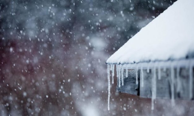 Frost, Schnee und Sturm: So machen Sie ihr Haus winterfest