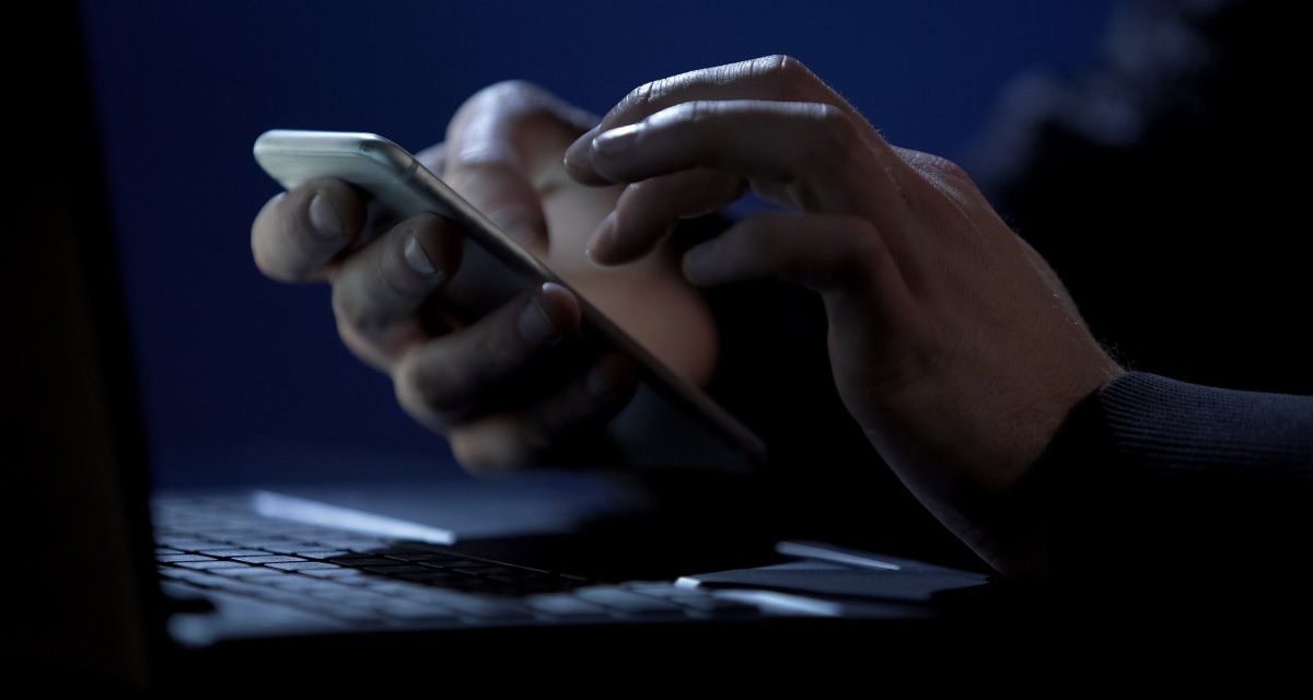 Predator: iPhone-Spyware soll sich über Apples Kurzbefehle einnisten