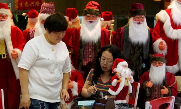 „Santas Werkstatt“ Yiwu: Wo der Christbaumschmuck herkommt