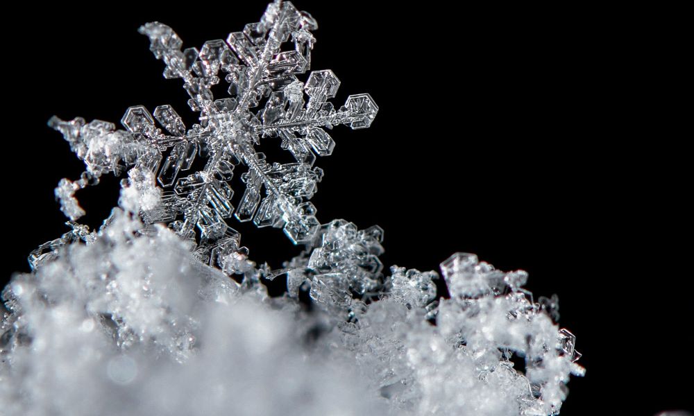 Johannes Kepler und das Rätsel des sechseckigen Schneekristalls