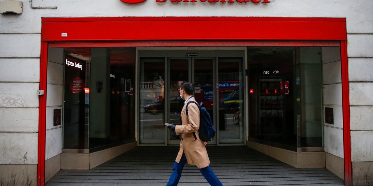 Santander zahlt Rechnungen doppelt – 130 Millionen Pfund Schaden
