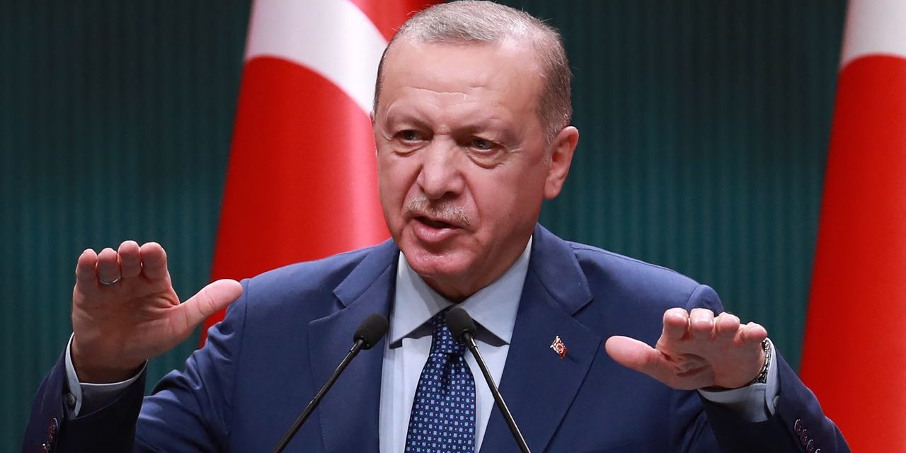 Türkische Lira: Recep Tayyip Erdoğan beschwört seine Landsleute und bemüht wieder den Koran