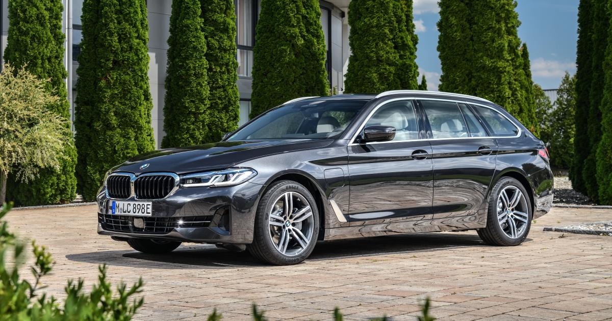 Mercedes-Benz von BMW beim Autoabsatz abgehängt