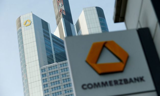 Commerzbank verärgert Kunden mit überhöhten Steuerabzügen