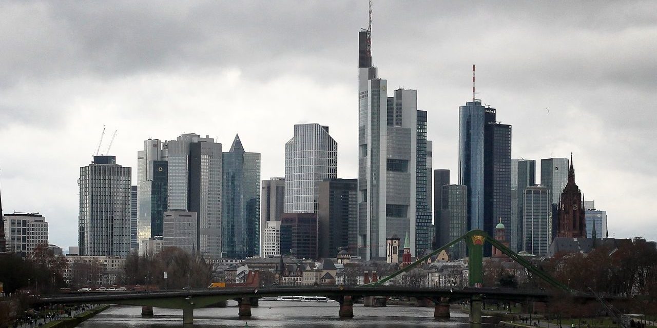 Cerberus steigt bei Deutscher Bank und Commerzbank aus – zunächst teilweise