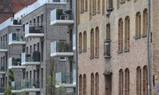 Immobilien-Verkauf gegen die Schulden: Adler Group verkauft fast 15.000 Wohnungen an KKR
