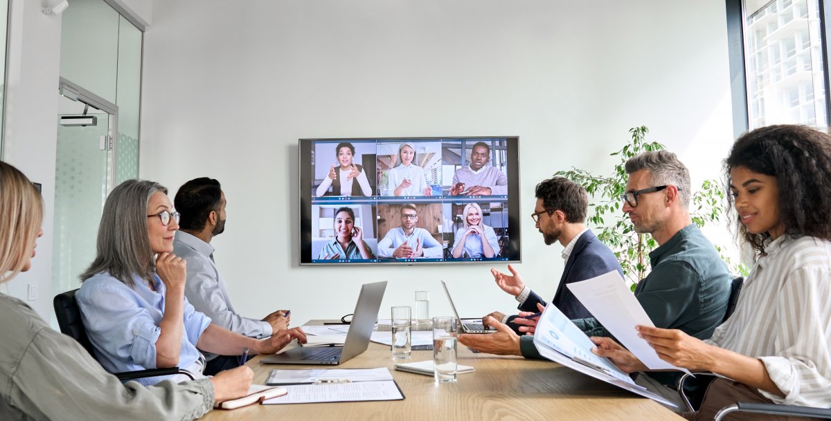 Ortsunabhängig arbeiten: Logitech erweitert Cloud-Software Sync