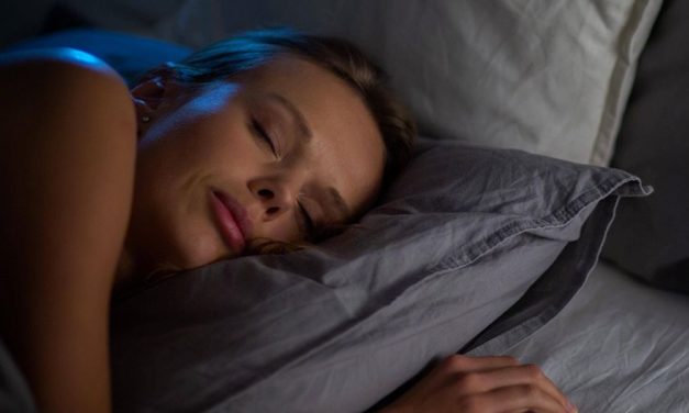 Gehirn reagiert im Schlaf stark auf unbekannte Stimmen