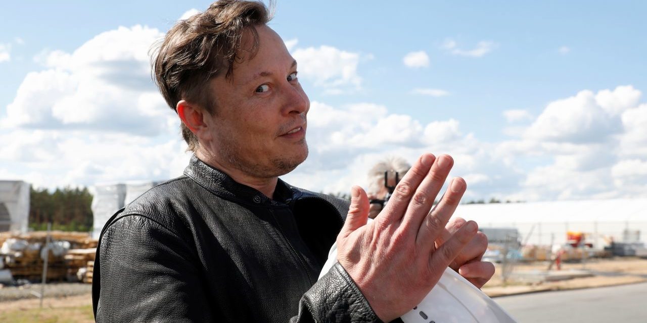 Elon Musk: Tesla-Chef wird wegen Aktienoptionen 2022 Rekordeinkommen kassieren