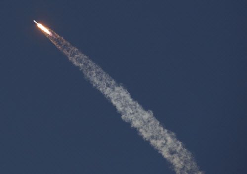 Nasa: Teil von Space-X-Rakete könnte im März auf Mond stürzen