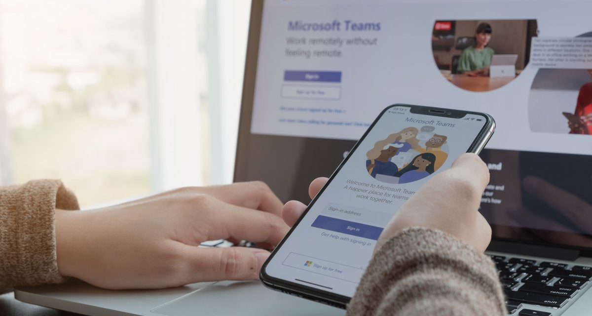 Microsoft: Über das Firmen-Teams mit Privatkontakten chatten