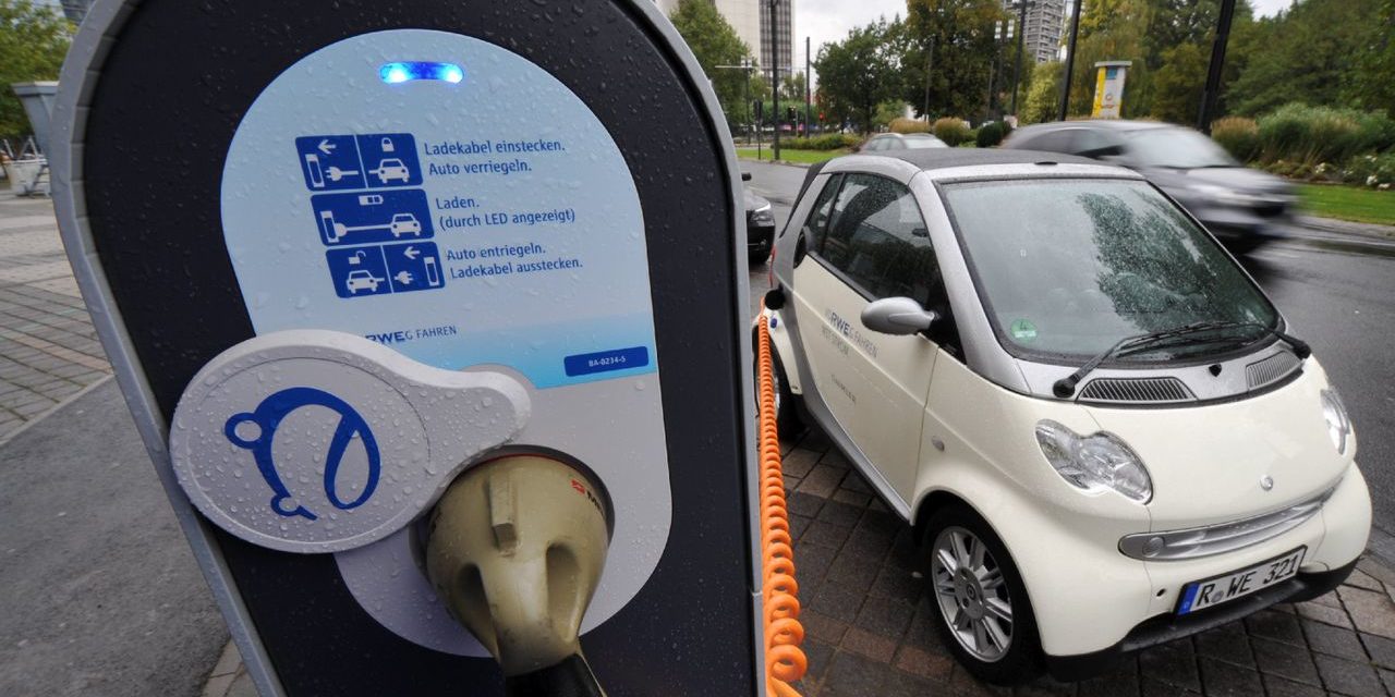 Smart: Der Autohersteller will sich Kapital für chinesische Elektroflotte beschaffen