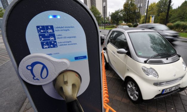 Smart: Der Autohersteller will sich Kapital für chinesische Elektroflotte beschaffen