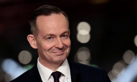 Volker Wissing trifft den Verband der Automobilindustrie VDA: Zweifel an der reinen Elektrolehre