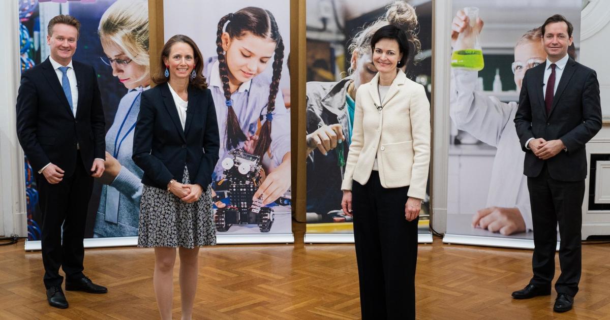 Wie wird die „MINTality“-Stiftung mehr Frauen für die Technik begeistern?