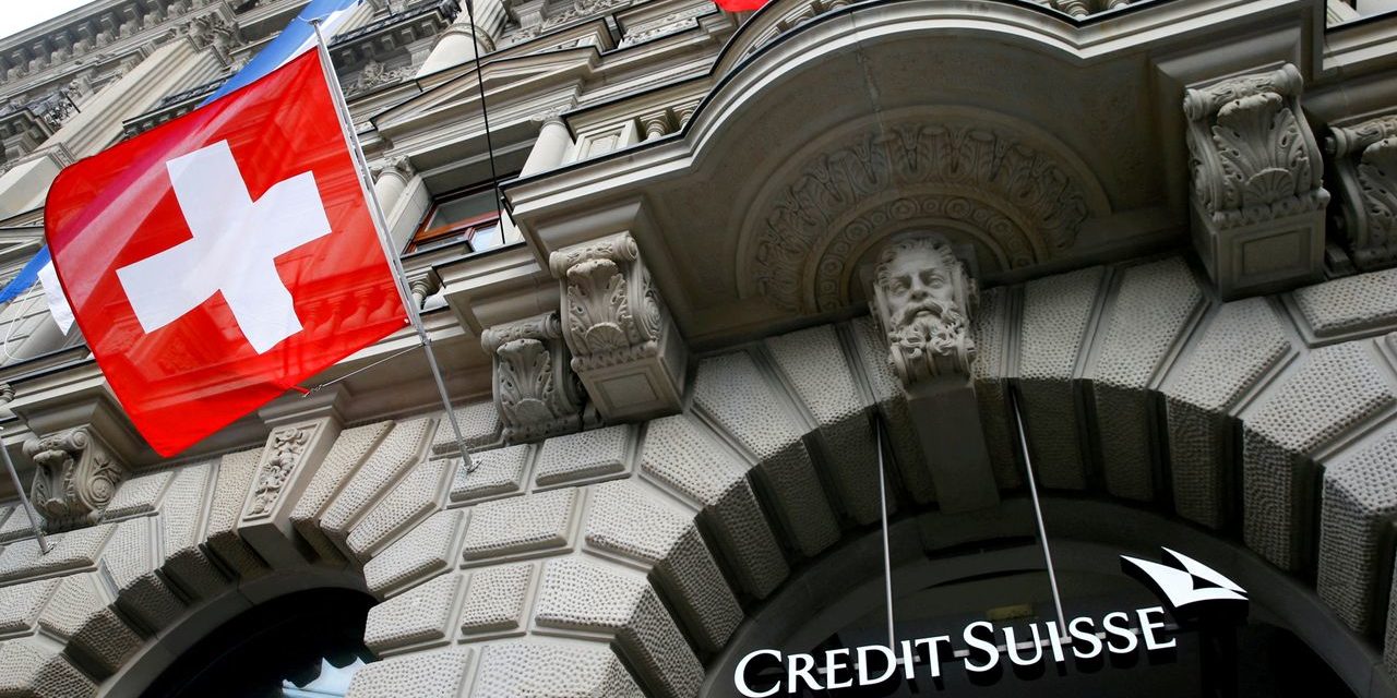 Credit Suisse rutscht tief in die roten Zahlen
