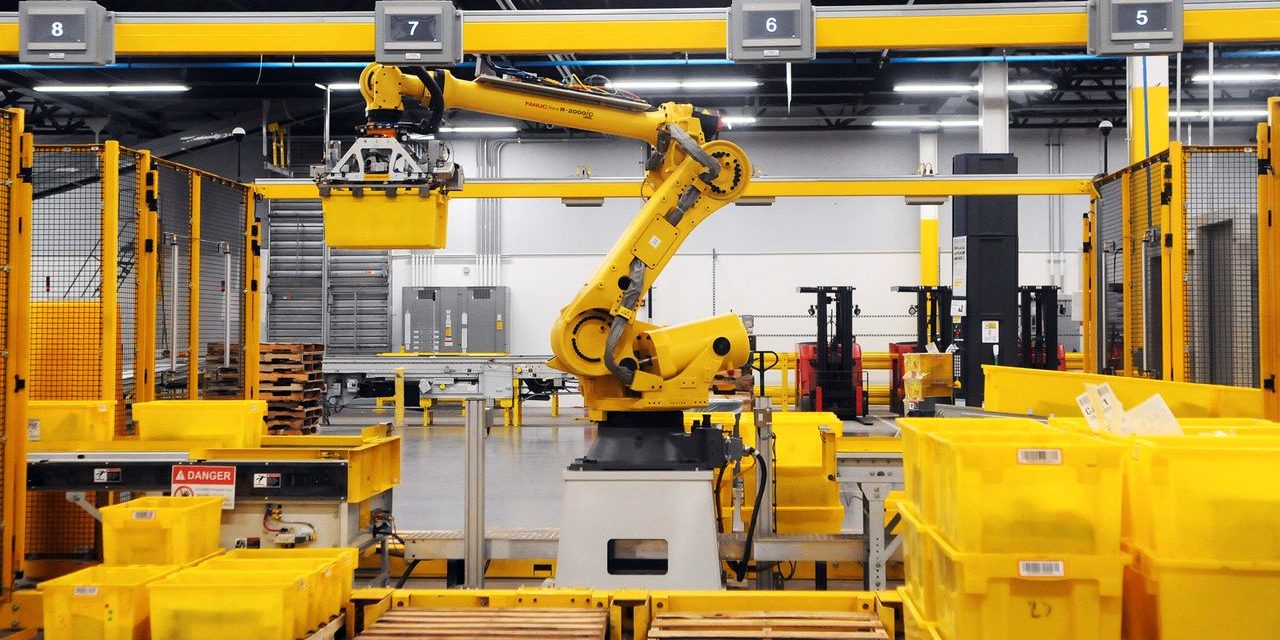 Immer klüger, immer schneller – Roboter erobern die Warenhäuser