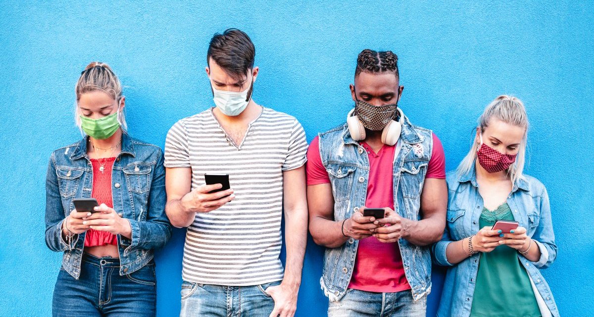 Datenanalyse: Deutsche über drei Stunden täglich am Smartphone